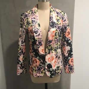 Bar III floral blazer